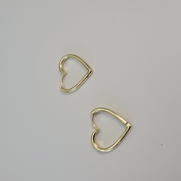 Set of Heart-Shaped Earrings - Picture 5 of 5